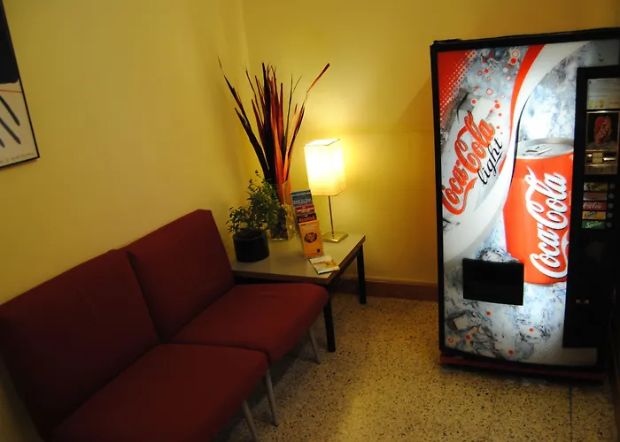 Hostal Residencia Albergue Studio *