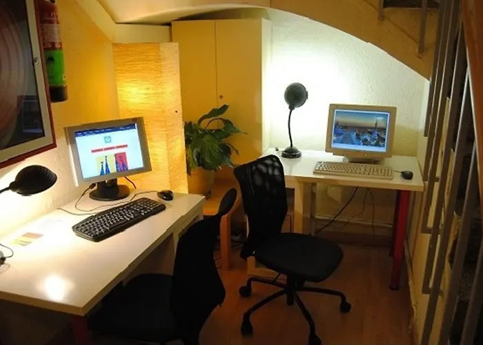 Residencia Albergue Studio Hostal