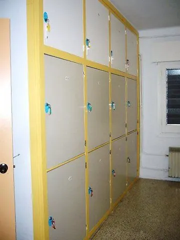 Residencia Albergue Studio Hostal Barcelona