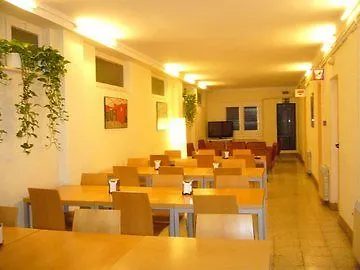 Residencia Albergue Studio *