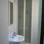 Studio Hostel אכסניה