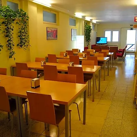Studio Hostel