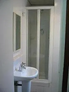Residencia Albergue Studio Hostal