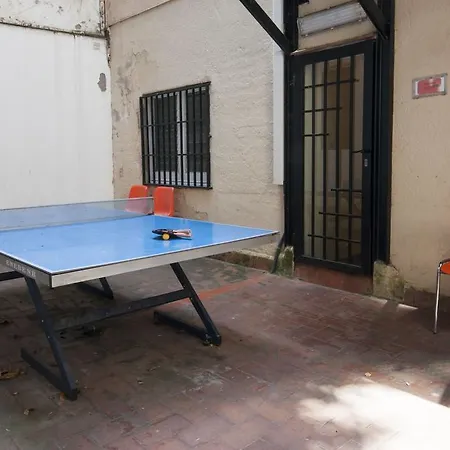 Hostal Residencia Albergue Studio