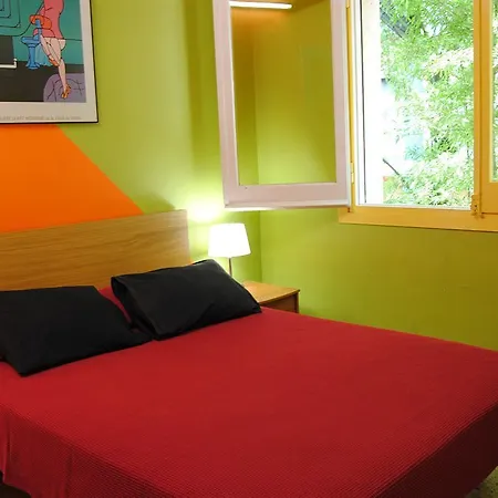 Residencia Albergue Studio