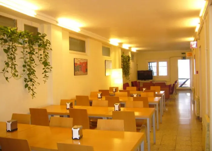 Hostel Studio Hostel *